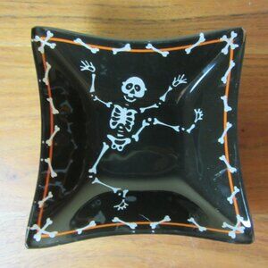skeleton candy dish NWT prima designs (W4781)